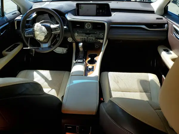 2T2BZMCA7KC176221 2019 LEXUS RX - Image 8