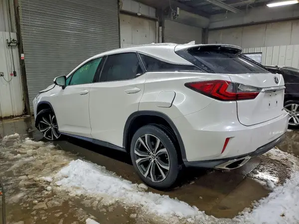 2T2BZMCA7KC190958 2019 LEXUS RX - Image 2