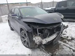 2T2BZMCA7KC195335 2019 LEXUS RX
