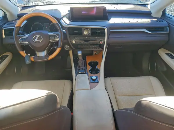 2T2BZMCA7KC199918 2019 LEXUS RX - Image 8