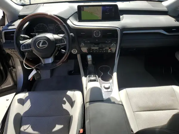 2T2BZMCA7KC204096 2019 LEXUS RX - Image 8