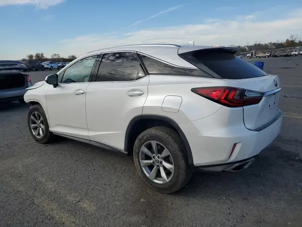2T2BZMCA7KC206611 2019 LEXUS RX - Image 2