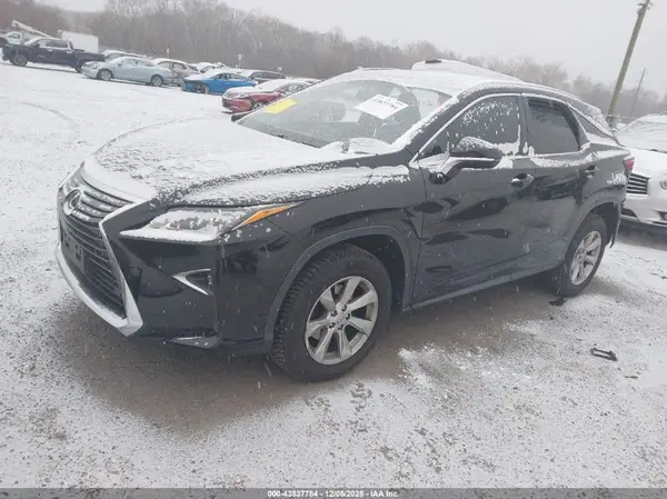 2T2BZMCA8GC008563 2016 LEXUS RX - Image 2