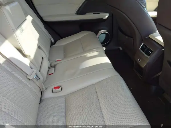 2T2BZMCA8GC040882 2016 LEXUS RX - Image 8