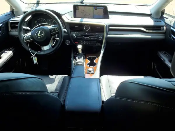 2T2BZMCA8HC062530 2017 LEXUS RX - Image 8