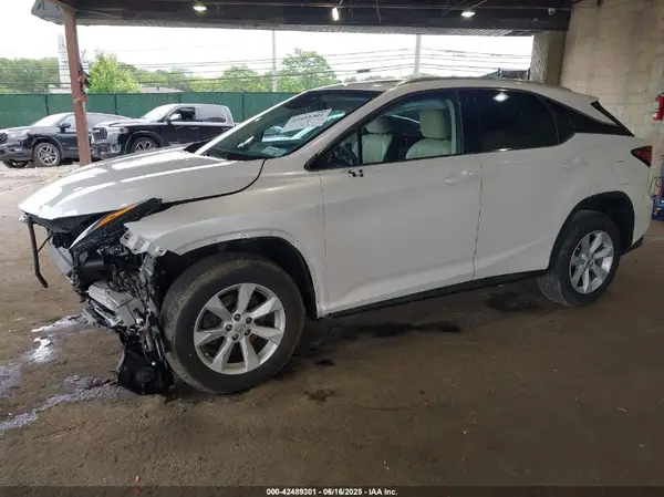 2T2BZMCA8HC065539 2017 LEXUS RX - Image 2