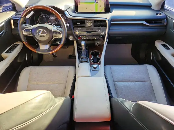 2T2BZMCA8HC083636 2017 LEXUS RX - Image 8