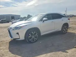 2T2BZMCA8HC105604 2017 LEXUS RX