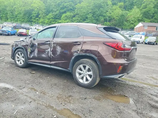 2T2BZMCA8HC107014 2017 LEXUS RX - Image 2