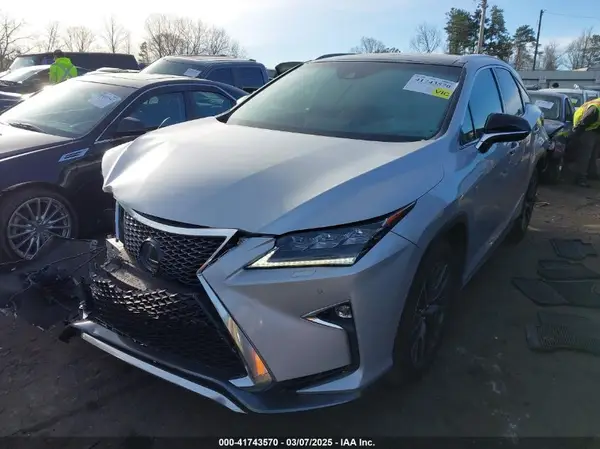 2T2BZMCA8HC129952 2017 LEXUS RX - Image 2
