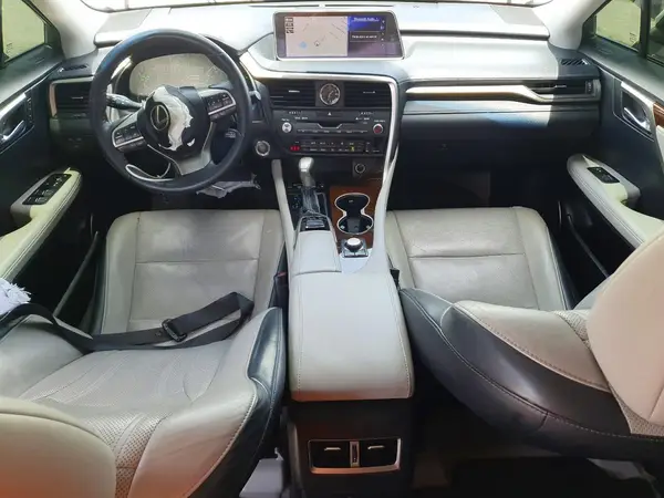 2T2BZMCA8JC140326 2018 LEXUS RX - Image 8