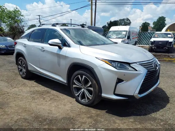 2T2BZMCA8JC142223 2018 LEXUS RX - Image 1