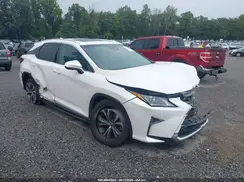 2T2BZMCA8JC143534 2018 LEXUS RX