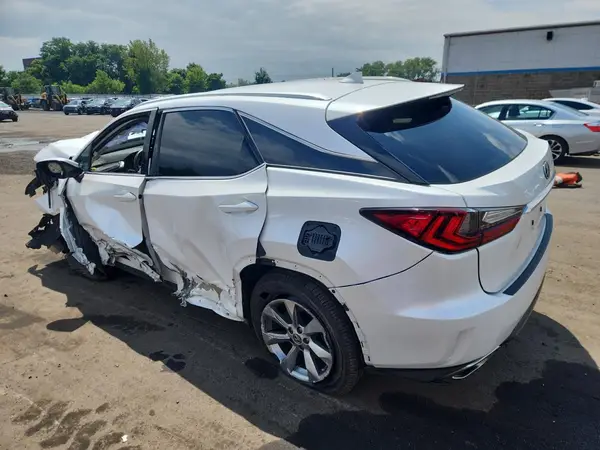 2T2BZMCA8JC154694 2018 LEXUS RX - Image 2