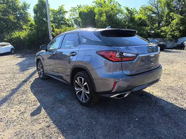 2T2BZMCA8JC160205 2018 LEXUS RX - Image 2