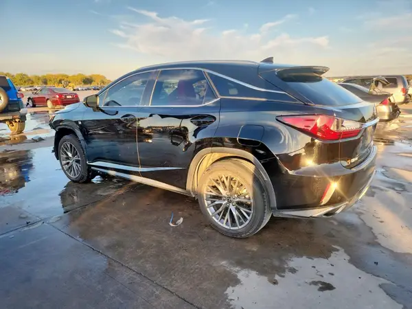 2T2BZMCA8JC165792 2018 LEXUS RX - Image 2