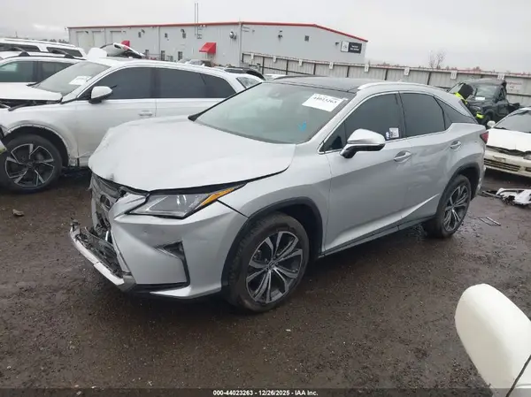2T2BZMCA8KC175062 2019 LEXUS RX - Image 2