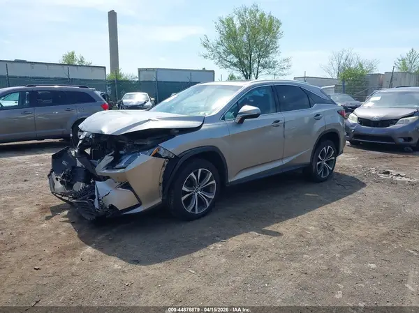2T2BZMCA8KC182643 2019 LEXUS RX - Image 2
