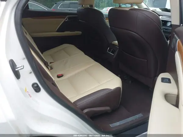 2T2BZMCA8KC184151 2019 LEXUS RX - Image 8