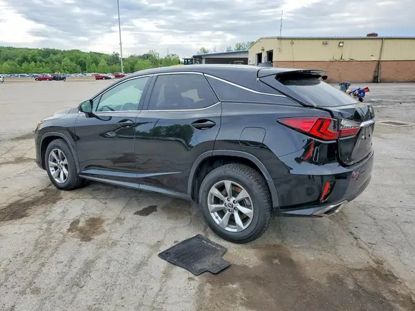 2T2BZMCA8KC190922 2019 LEXUS RX - Image 2