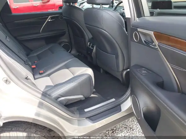2T2BZMCA8KC199202 2019 LEXUS RX - Image 8