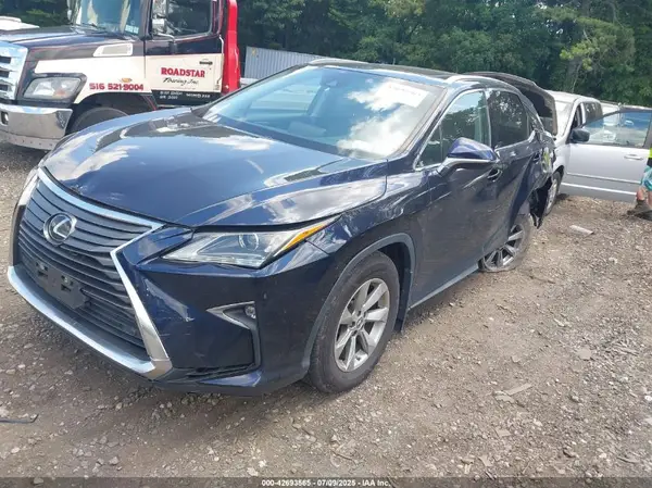 2T2BZMCA8KC205483 2019 LEXUS RX - Image 2
