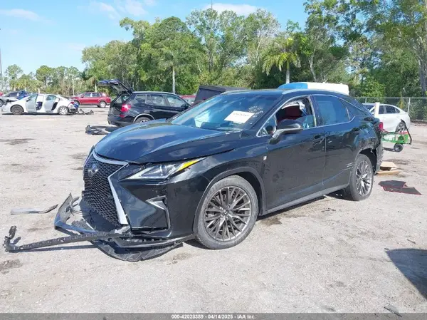 2T2BZMCA8KC206648 2019 LEXUS RX - Image 2