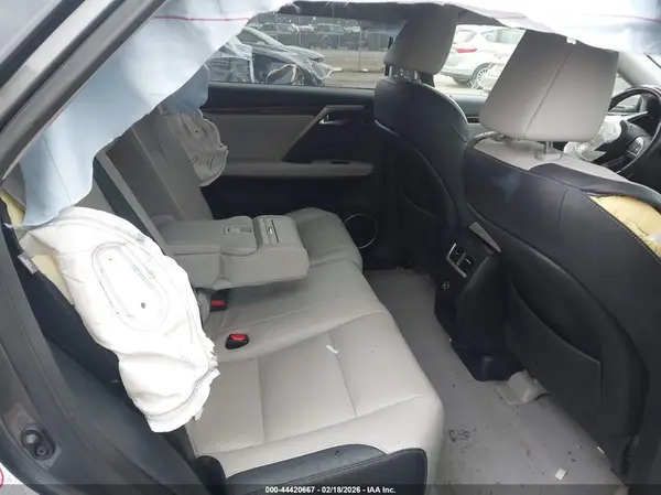 2T2BZMCA8KC207900 2019 LEXUS RX - Image 8