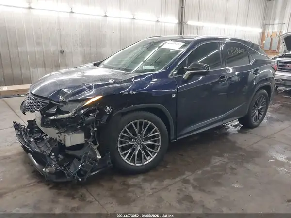 2T2BZMCA9GC005039 2016 LEXUS RX - Image 2