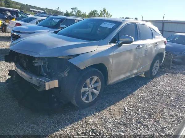 2T2BZMCA9GC007096 2016 LEXUS RX - Image 2