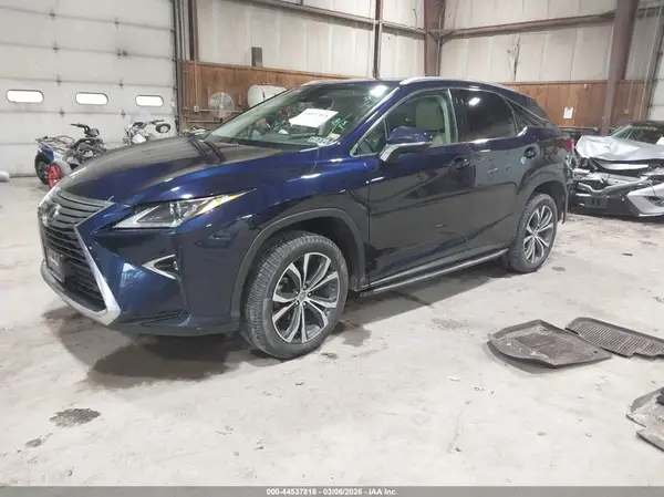 2T2BZMCA9GC045668 2016 LEXUS RX - Image 2