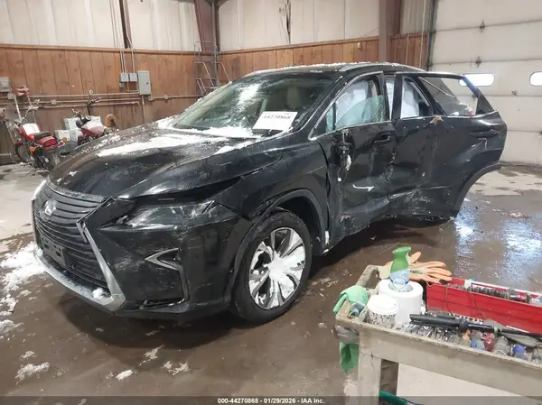 2T2BZMCA9HC063153 2017 LEXUS RX - Image 2