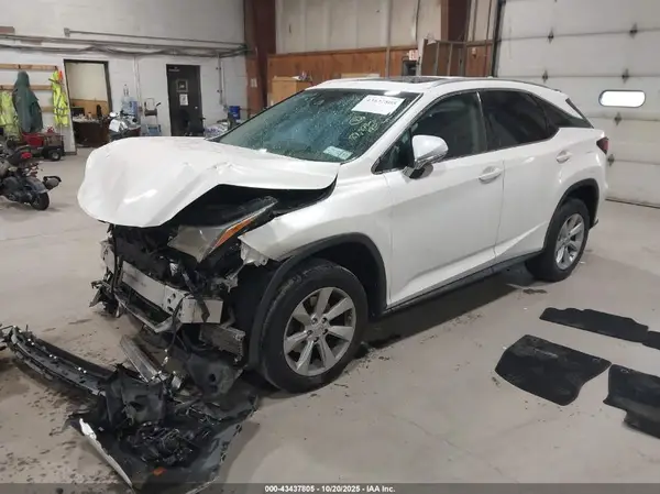 2T2BZMCA9HC065761 2017 LEXUS RX - Image 2