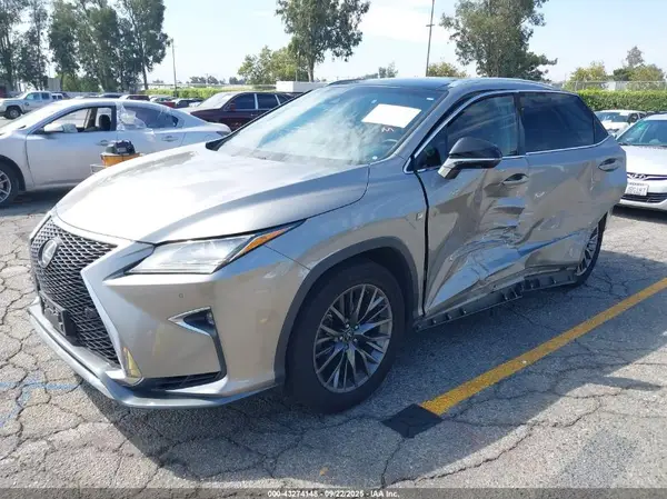 2T2BZMCA9HC105756 2017 LEXUS RX - Image 2