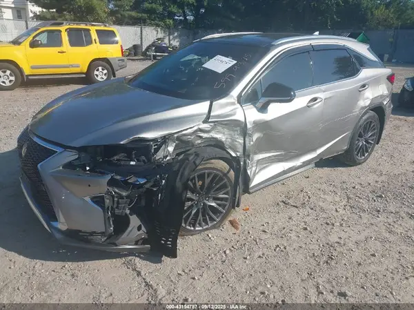 2T2BZMCA9HC106874 2017 LEXUS RX - Image 2