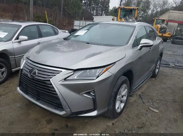2T2BZMCA9HC110889 2017 LEXUS RX - Image 2