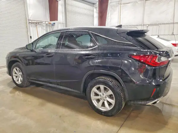2T2BZMCA9HC133864 2017 LEXUS RX - Image 2