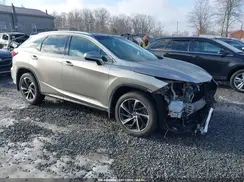 2T2BZMCA9JC153926 2018 LEXUS RX