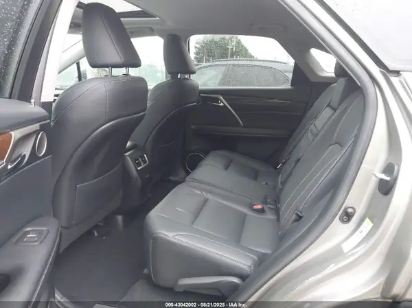 2T2BZMCA9JC158429 2018 LEXUS RX - Image 8