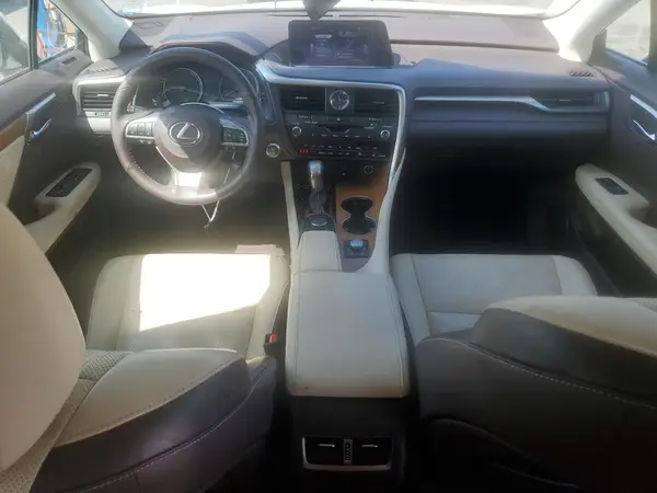2T2BZMCA9KC174079 2019 LEXUS RX - Image 8