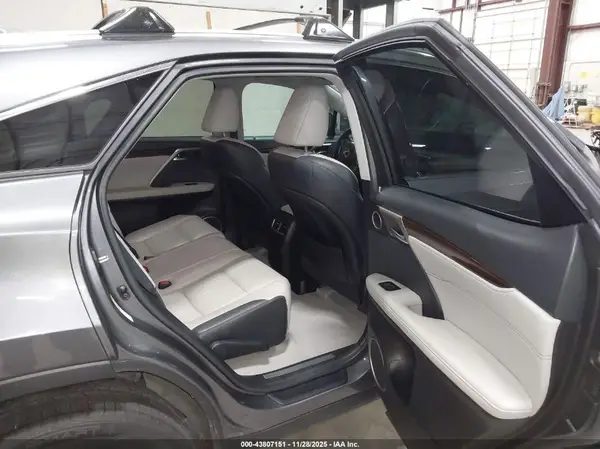 2T2BZMCA9KC176737 2019 LEXUS RX - Image 8