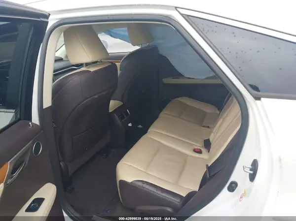 2T2BZMCA9KC179900 2019 LEXUS RX - Image 8