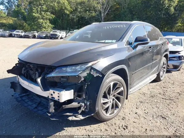 2T2BZMCA9KC182215 2019 LEXUS RX - Image 2