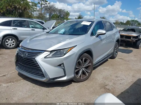 2T2BZMCA9KC187723 2019 LEXUS RX - Image 2