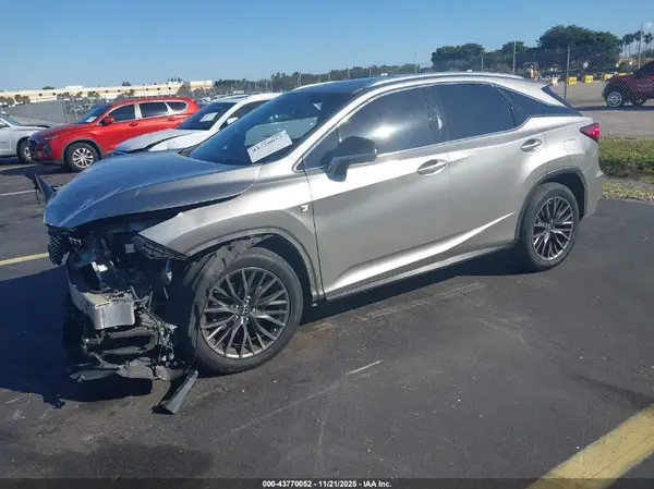 2T2BZMCA9KC192937 2019 LEXUS RX - Image 2