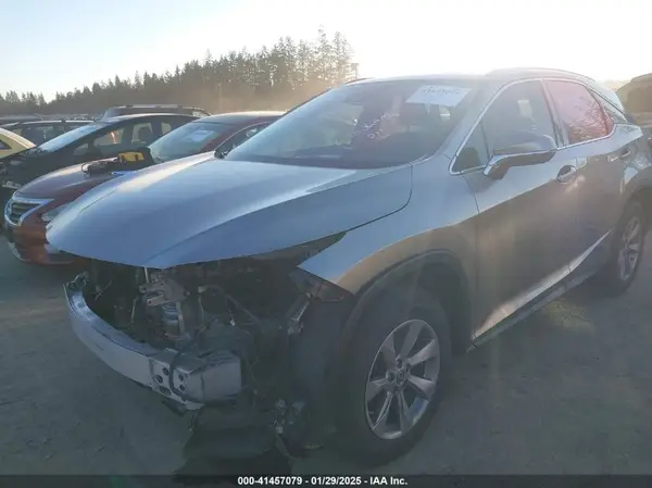 2T2BZMCA9KC202849 2019 LEXUS RX - Image 2