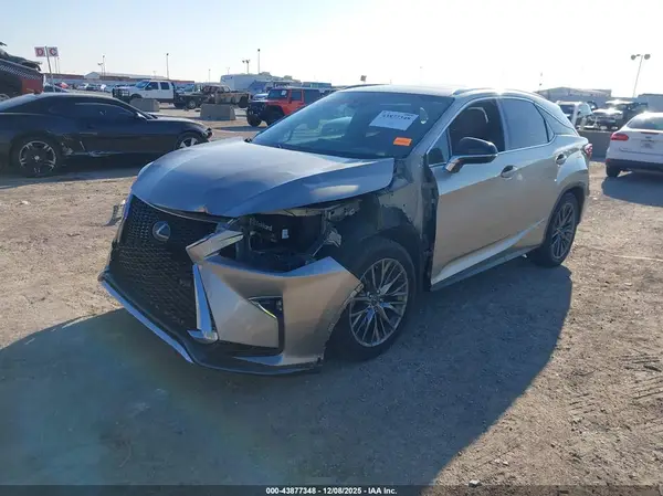 2T2BZMCA9KC207758 2019 LEXUS RX - Image 2