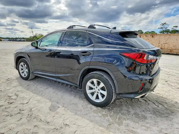 2T2BZMCAXHC058978 2017 LEXUS RX - Image 2