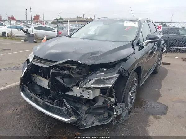2T2BZMCAXHC065543 2017 LEXUS RX - Image 2