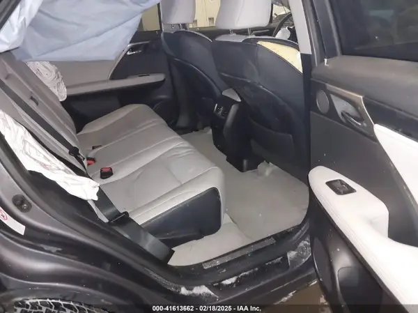 2T2BZMCAXHC081175 2017 LEXUS RX - Image 8